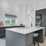 4 Bedroom Gorgeous In V Casa de Férias