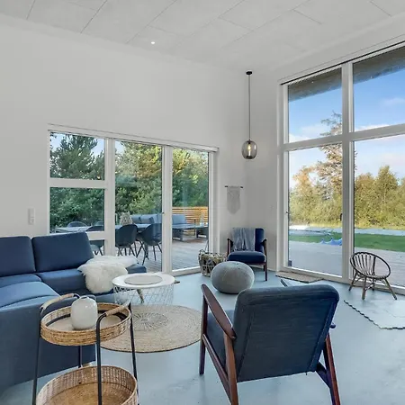 4 Bedroom Gorgeous In V Сasa de vacaciones