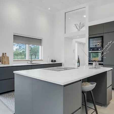 4 Bedroom Gorgeous In V Nyaraló